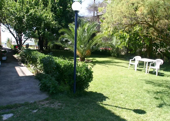 Kantas Apartments